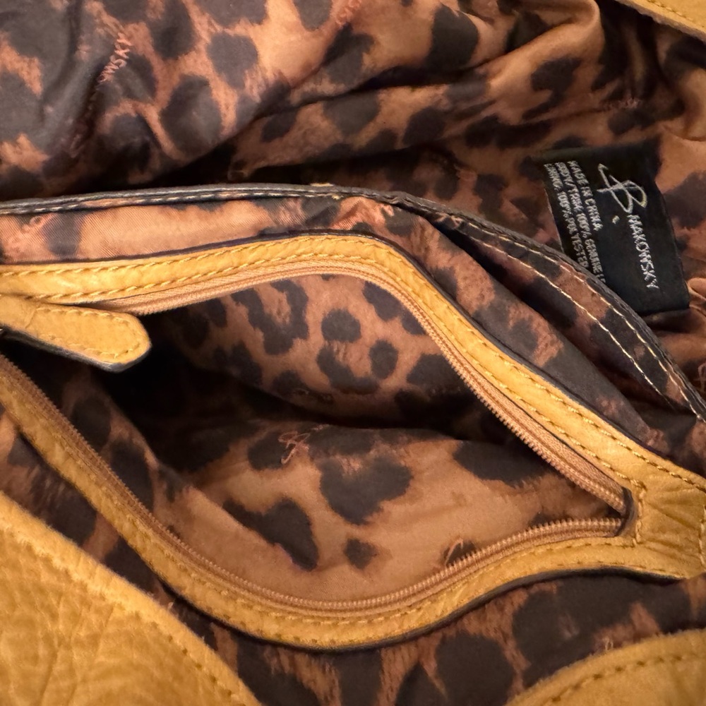 B. Makowsky Mustard Leather Shoulder Bag - Picture 7 of 8